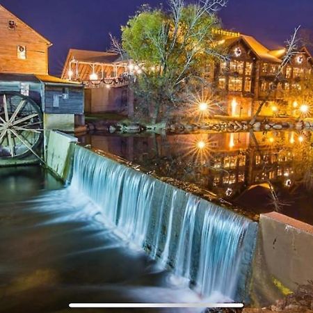 Luxury Condo In The Heart Of Pigeon Forge Eksteriør bilde